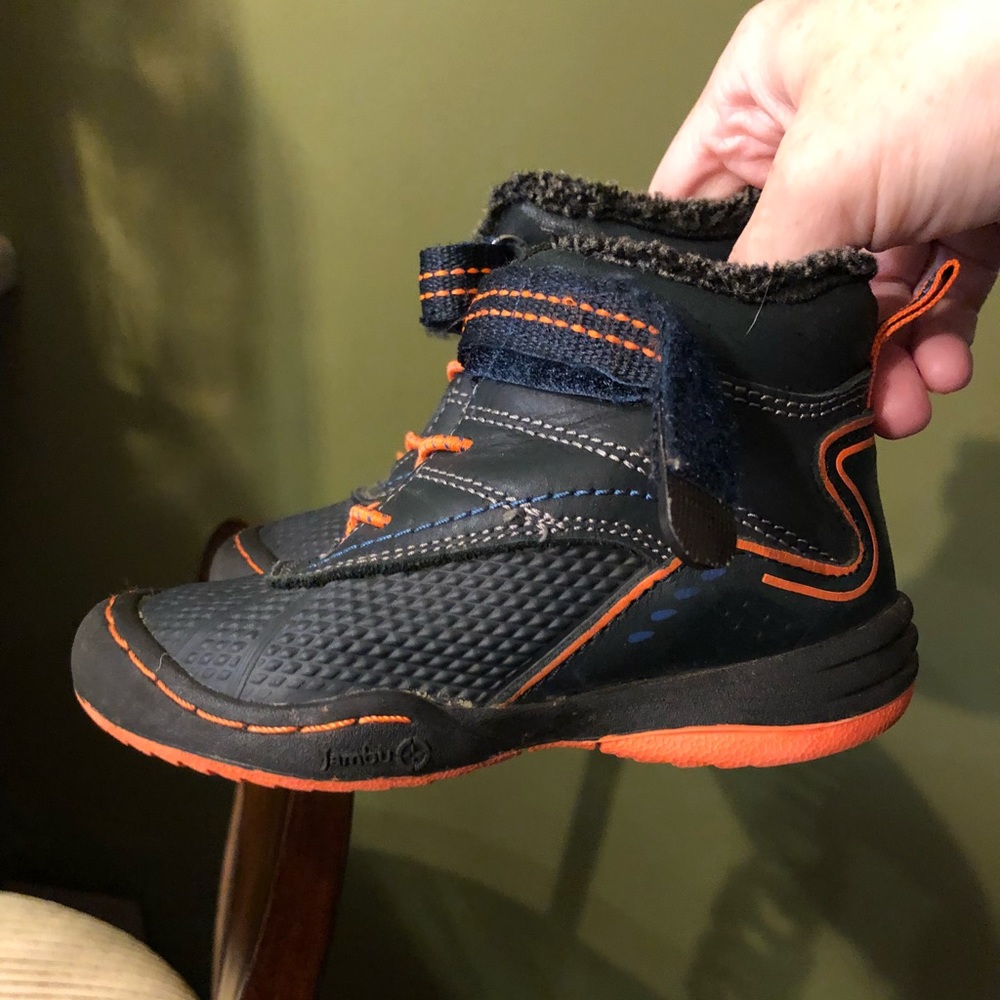 Jambu boots. VGUC. Worn one season.